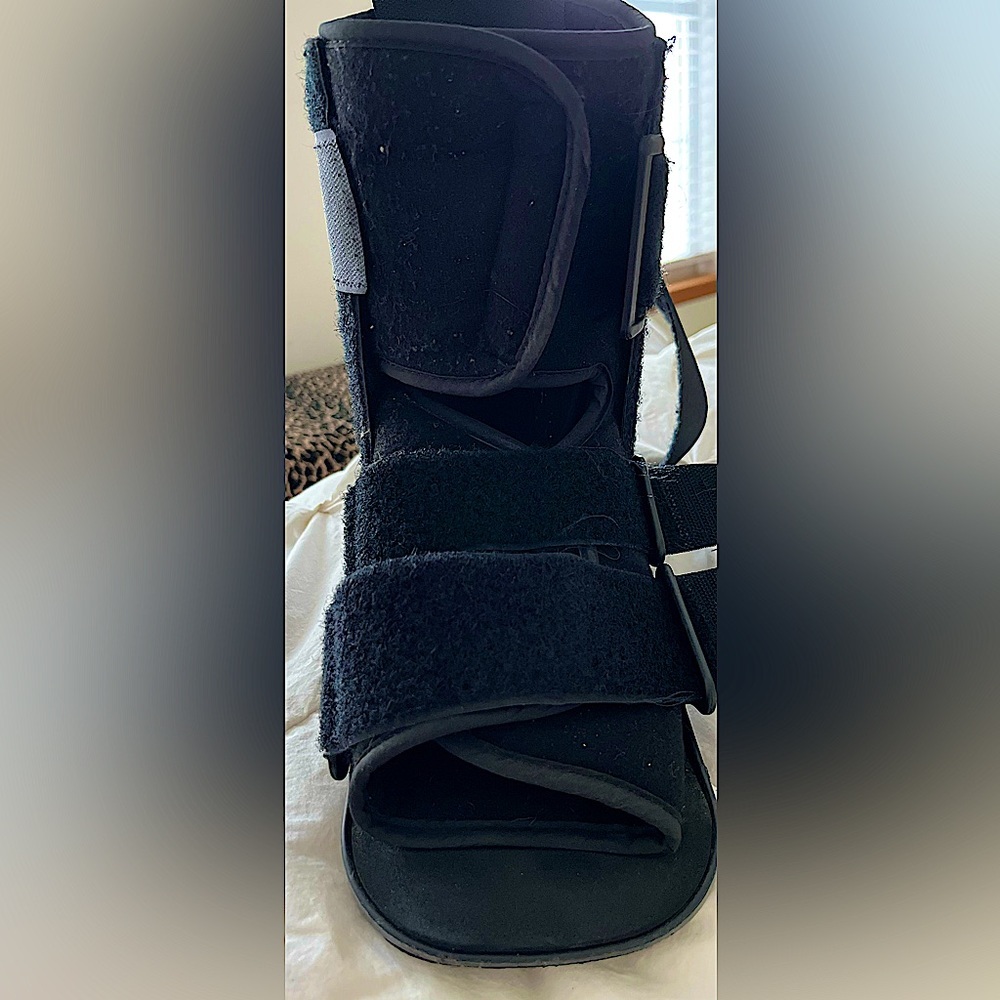 Medical Orthotic Boot size Small